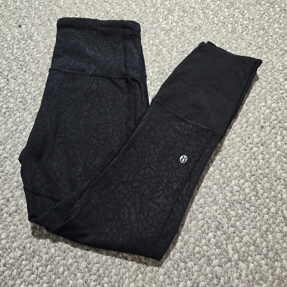 LULULEMON ankle Zip Leggings - Picture 1 of 4